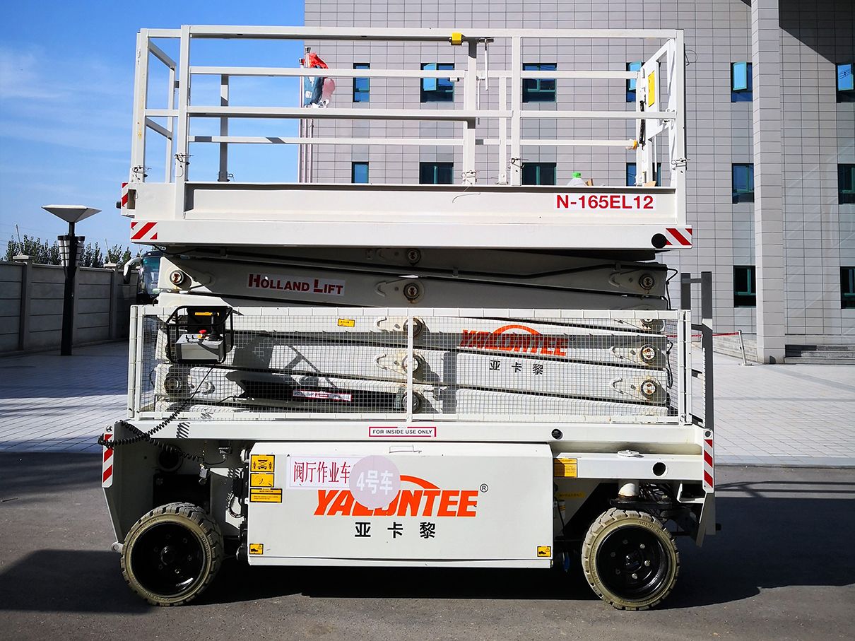 19米剪式升降車